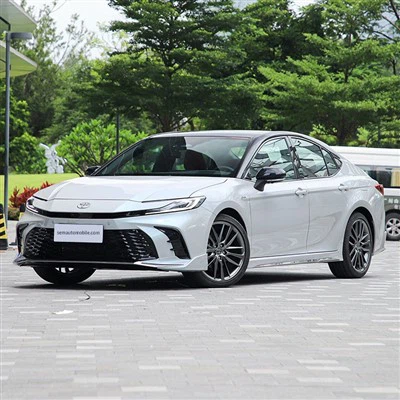 Toyota Camry 2024 hibrid szedán
